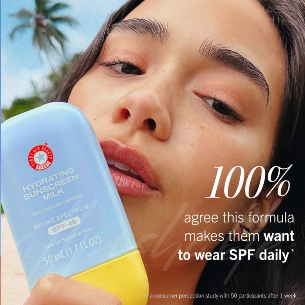 First Aid Beauty Hydrating Sunscreen Milk - Picture 6 of 11